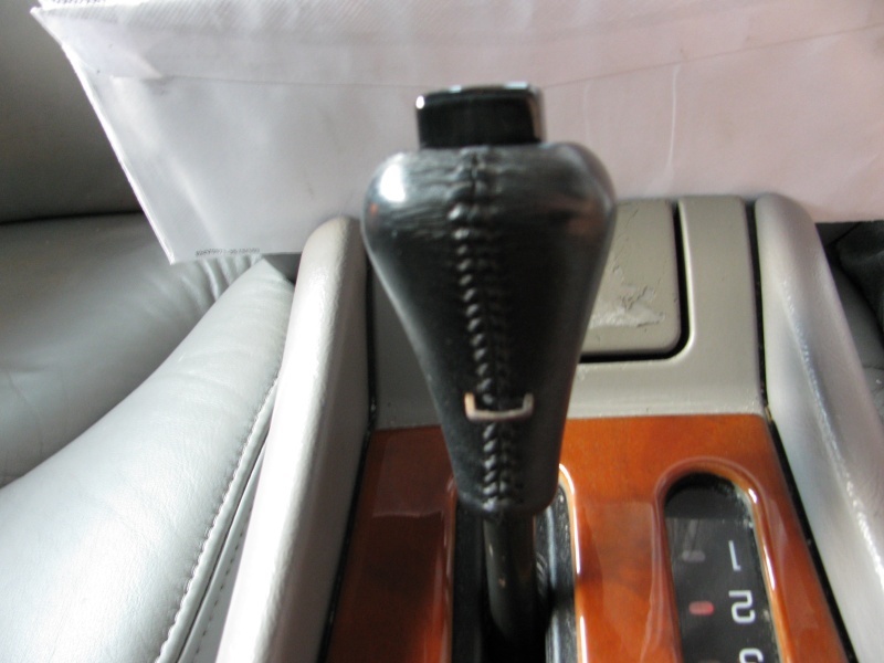 Write-Up: Center Console Removal - Page 2 Shifte11