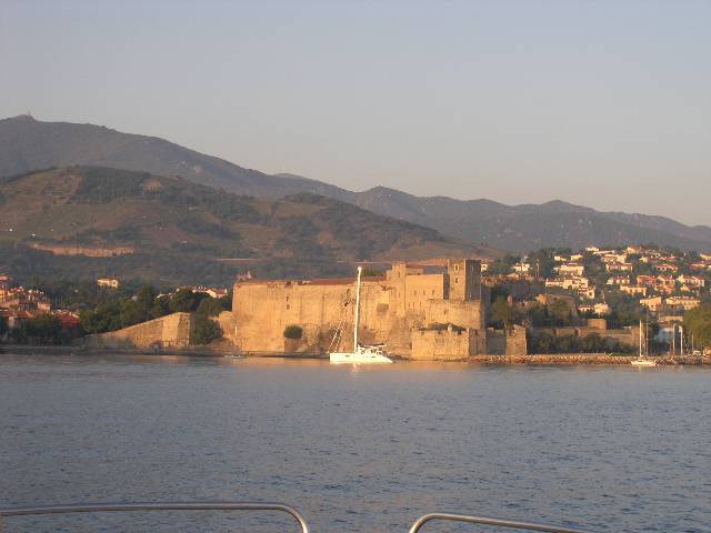 PORT VENDRES 42°31 N - 03°07 E Pa090610