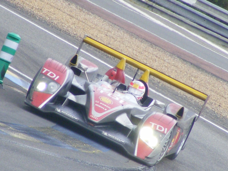 24H DU MANS Audi310