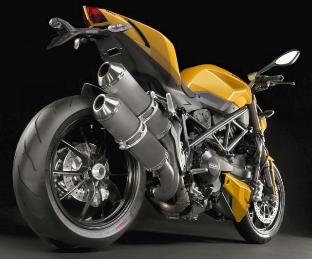 Ducati présente le 848 Streetfighter pour 2012.  110
