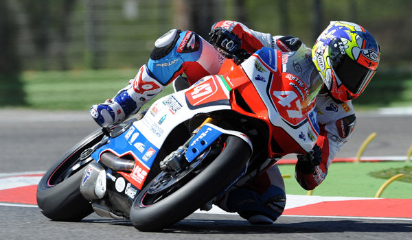 Dimanche 1er Avril - WSBK Italie - Smrz en tête des premières qualifs à Imola. 2968_a10