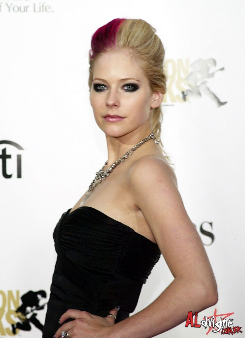 *S*L*I*K*E*-AVRIL Fashio10