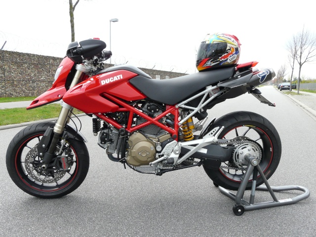 Ducati Hypermotard 1100 S P1010919