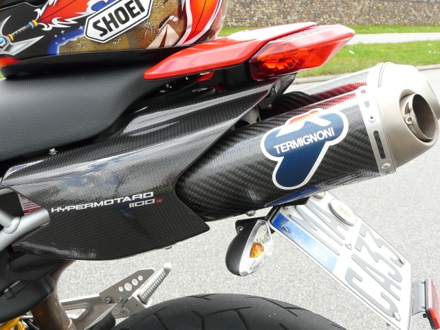 Ducati Hypermotard 1100 S P1010929