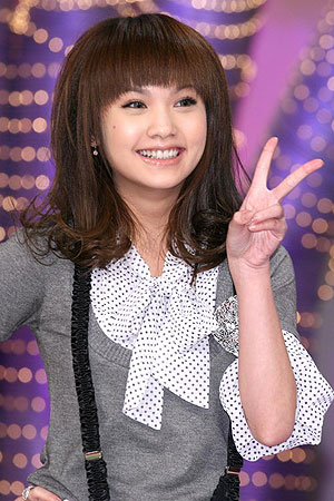 Rainie Yang Rainie15