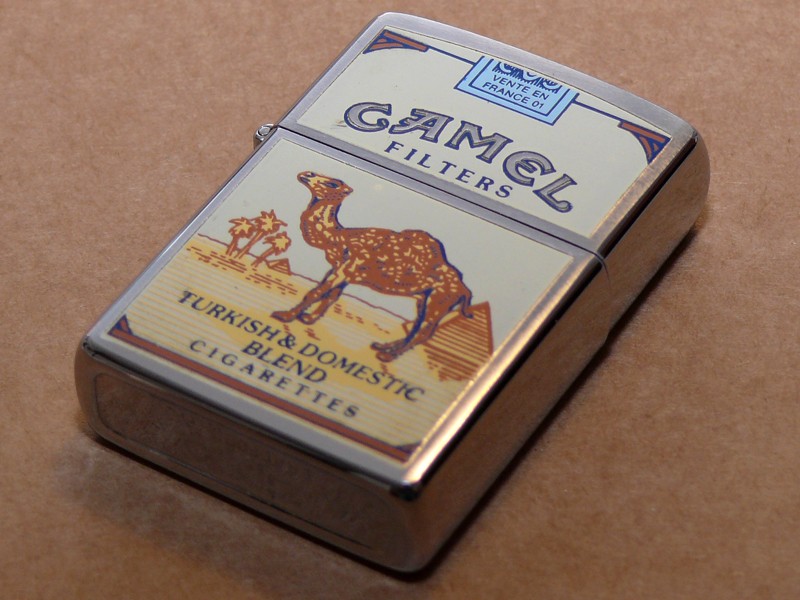 Сигареты кемал. Кэмел сигареты кэмел. Camel 1913 первая пачка сигарет. Chester Camel сигареты. Camel сигареты крепость.