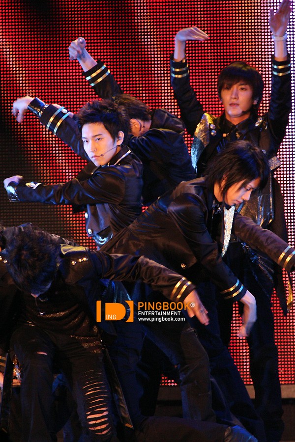 [PIX] 080712 SUPER SHOW - THAILAND (GET READY FOR SOME HOTNESS!) 03dq710