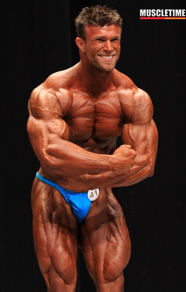 Nathan Detracy avant les NPC USA 2008 (a 1 semaine) 2008-n11