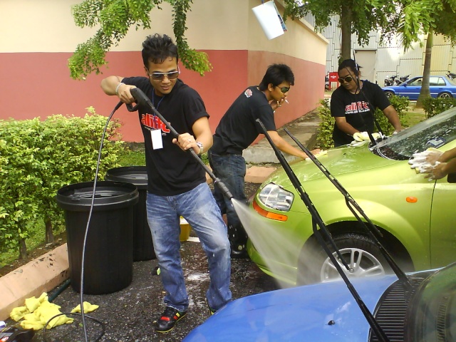 ALif & ALIFFC @ Celebrity Car Wash Dsc00613