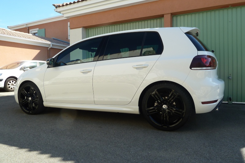 Après la GTD Blanc Candy  DSG, voici MISS  GOLF R  EDITION FULL BLACK  - Page 23 P1030213