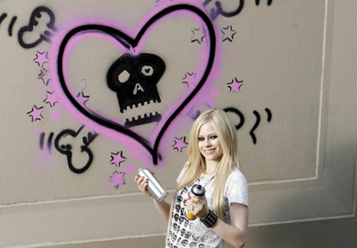 Avril Lavigne 87n8c512