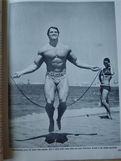 Arnold Schwarzenegger - Page 4 12117013