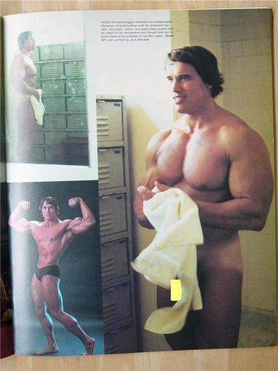 Arnold Schwarzenegger - Page 4 12131911