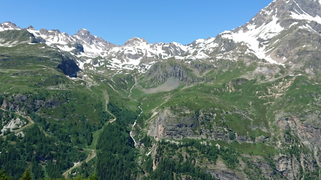 L'Alpage de la Davie depuis Le Chevril 04110