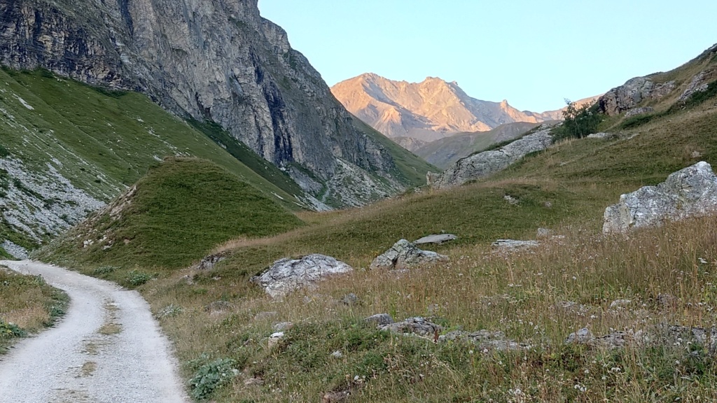 Tour du Mont Roup incluant le Col de la Rocheure 20230836