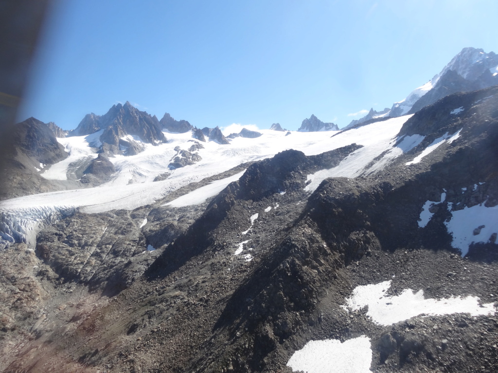 Survol du Massif du Mont Blanc Dsc03011