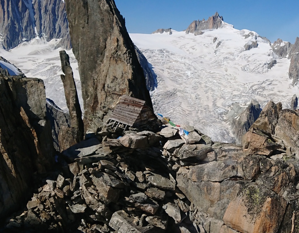 Survol du Massif du Mont Blanc Dscpdc10