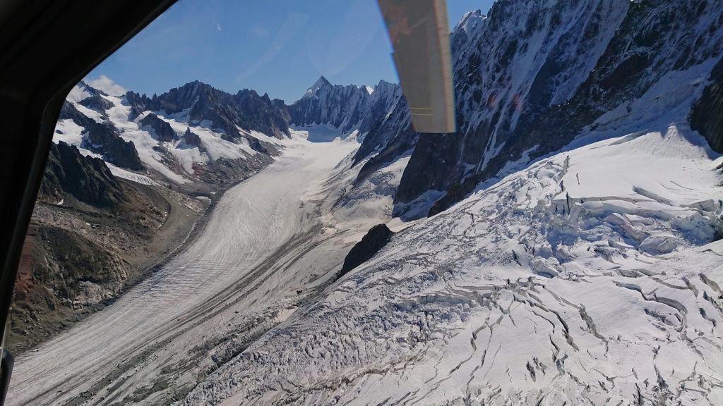 Survol du Massif du Mont Blanc Dscpdc12