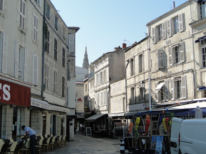 LA ROCHELLE (Charente Maritime)  - Page 2 Chtes328