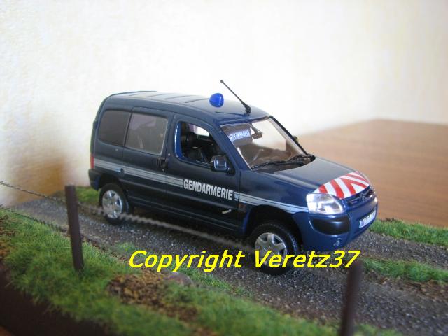 Mes réalisations miniatures gendarmerie Citroen Img_7510