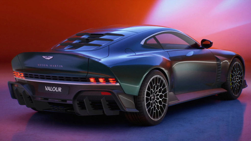 2025 - [Aston Martin] DBS  Am_69010