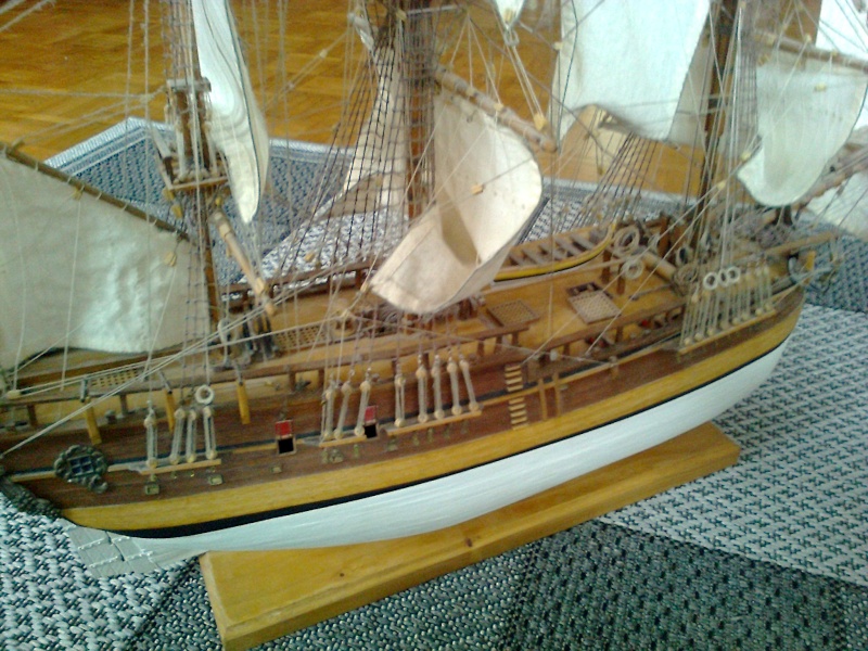 HMS Endeavour [Mantua 1/40°] de Fifibé - Page 2 Photo034