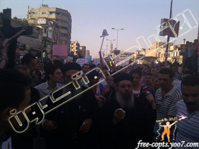 بالصور | انطلاق مظاهرة الأقباط من "دوران شبرا" بمشاركة نحو 10 آلاف والأعداد في تزايد مستمر Masera19