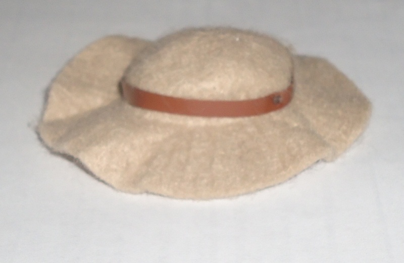 cappello giubba rossa Dsc01910