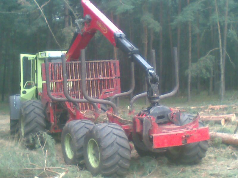 unimog mb-trac wf-trac pour utilisation forestière dans le monde - Page 14 Ze8210