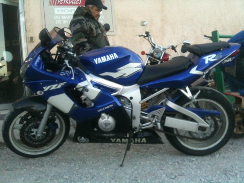 Le cul sur un R6 R610