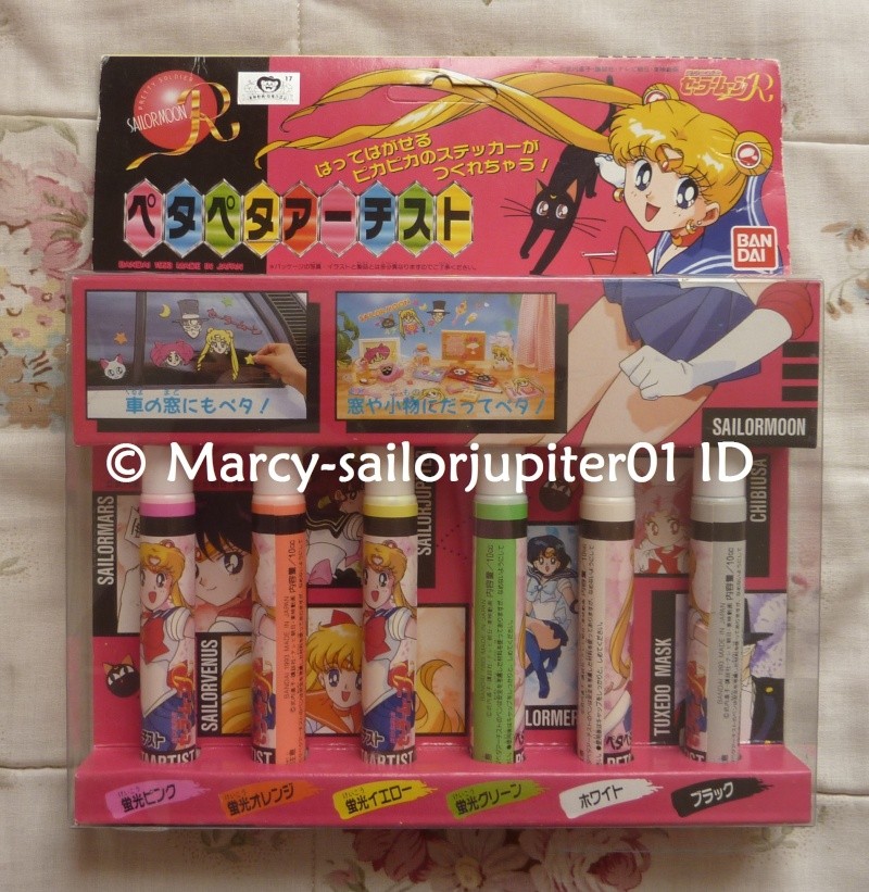 Ma collection Sailor Moon - Pin's/Cartes/Goodies 21/04/2012 - Page 5 P1130233