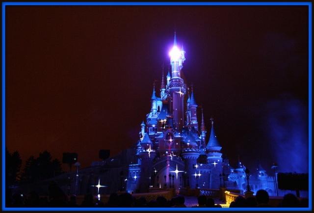 Vos photos nocturnes de Disneyland Paris - Page 20 Img_7610