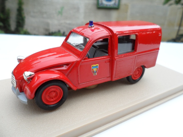 Citroën miniatures > "Véhicules des Sapeurs-Pompiers"  Sam_0230