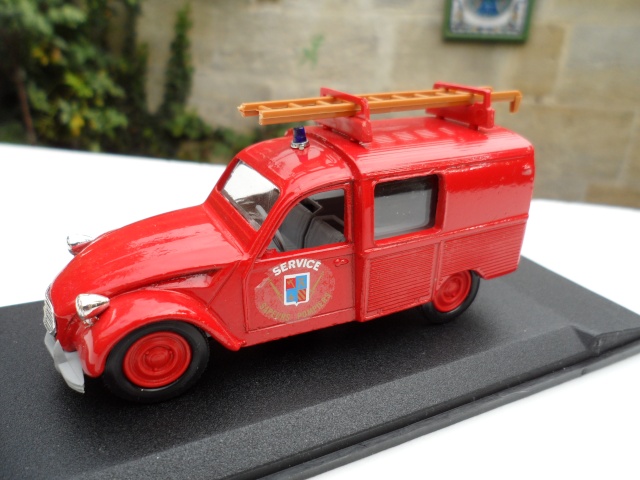 Citroën miniatures > "Véhicules des Sapeurs-Pompiers"  Sam_0232