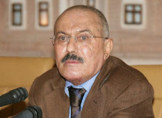 صالح يتعهد بمغادرة السلطة خلال أيام والمعارضة تشكك في نواياه Tvnews10