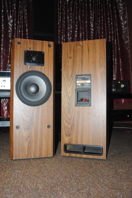 BIC Venturi  V 820 speakers (used) Dsc_3521