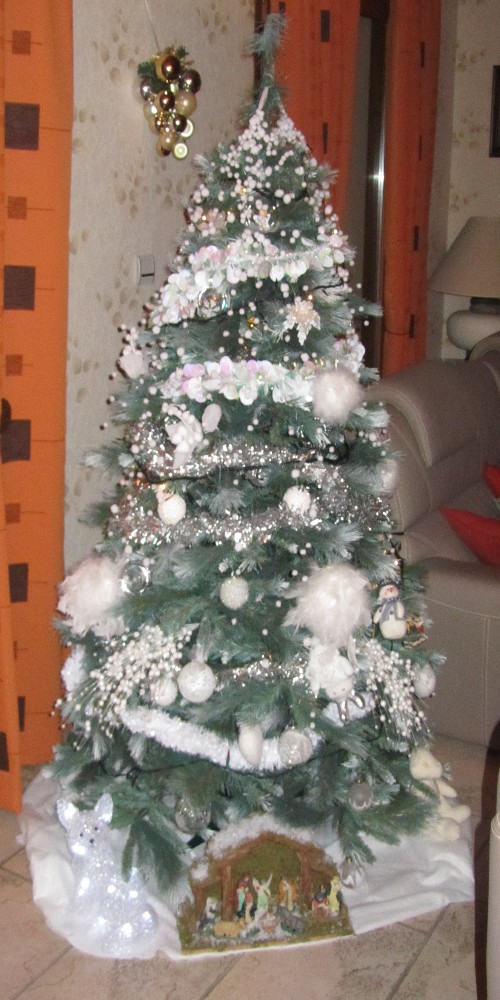 ♦Concours♦ Mon Beau Sapin (Saison 2) => Il est l'heure de voter jusqu'au 24/12/11 23h59 ;) Wall_e10