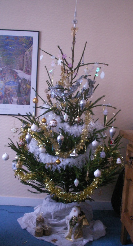 ♦Concours♦ Mon Beau Sapin (Saison 2) => Il est l'heure de voter jusqu'au 24/12/11 23h59 ;) Zfin_210