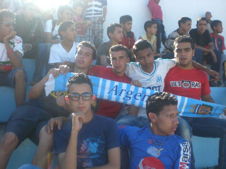 ultras zayan boys - صفحة 2 Uyuyu10