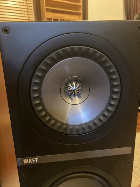 KEF Q700 Loudspeakers Img_3512