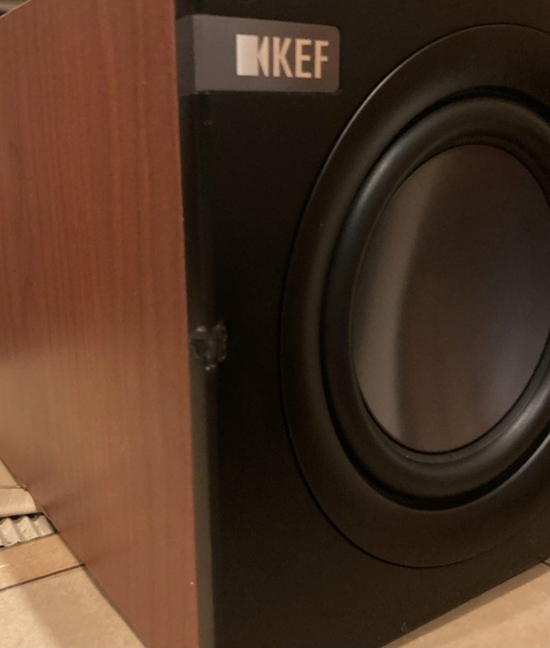 (Sold) KEF Q200C centre speaker Img_e310