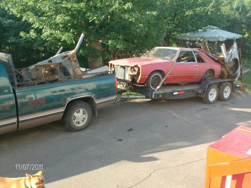 La Mustang 1981 de mon fils 2011_010