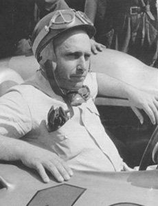 [Ce jour là] le 11 juin 1955, les 24 Heures du Mans virent au massacre Fangio10