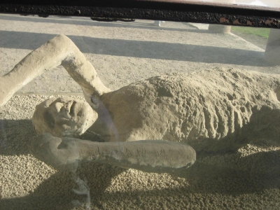 Pompéi : ce jour là, le rêve a pris fin Pompei11