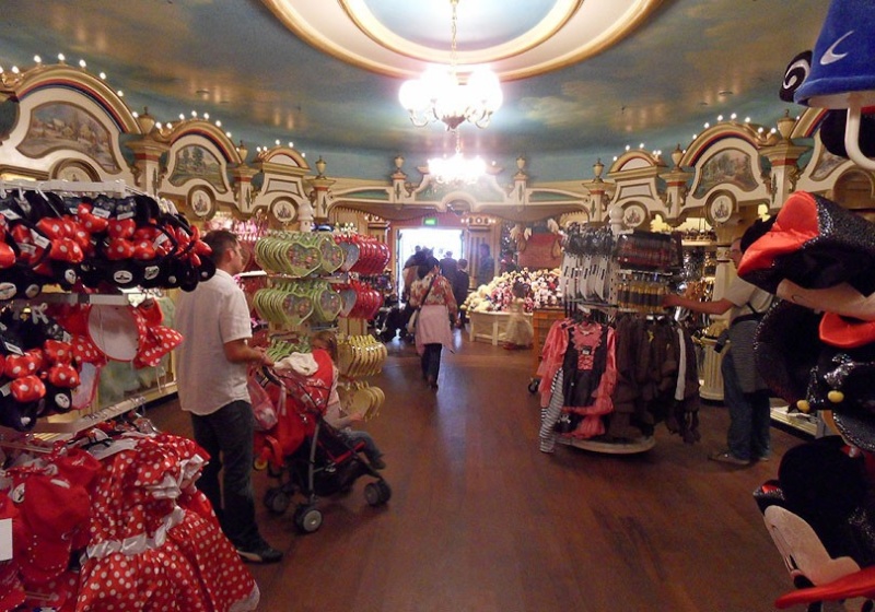 Boutiques descriptions : qui et quel boutique prendrez vous pour la détailler ?  - Page 3 Dlp_1310