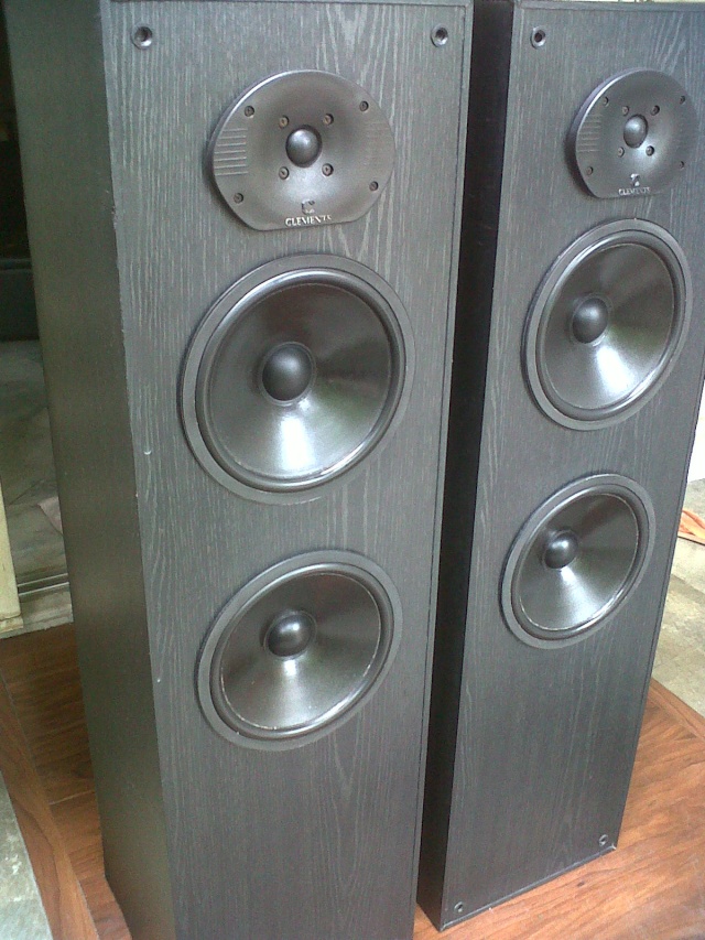 Clements 308di speaker(used)sold
