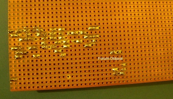 Un projet de compteur geiger à transistors - Page 2 Stripb10