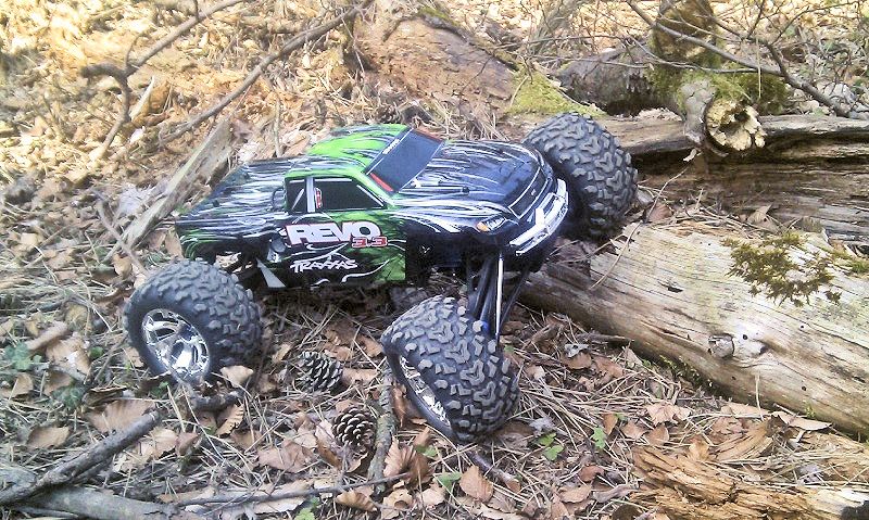 Mon premier Traxxas:REVO 3.3 Image186