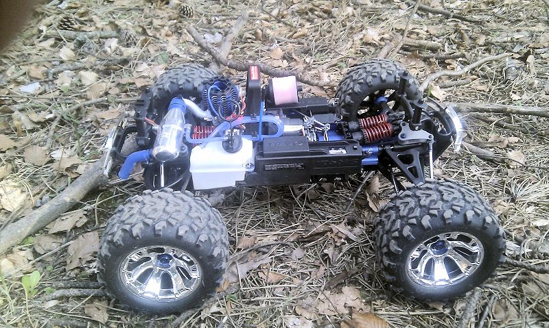 Mon premier Traxxas:REVO 3.3 Image349