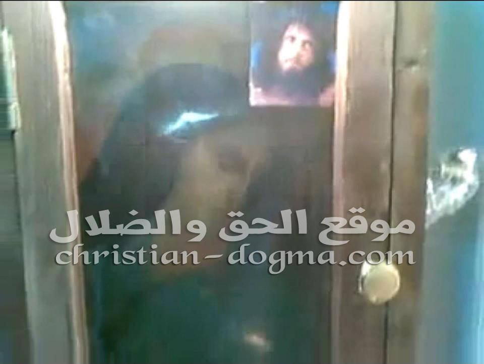  فيديو صورة العذراء اللى بتنزل زيت فى الاسكندرية  Emanoe11
